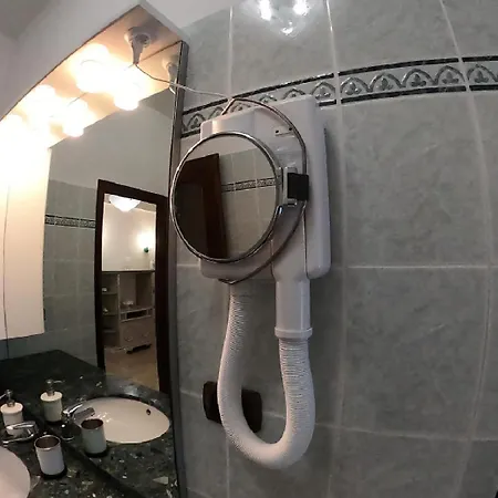 Superiore A 950 Metri Dal Mare