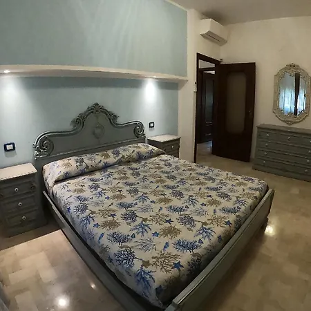 Superiore A 950 Metri Dal Mare Apartman *