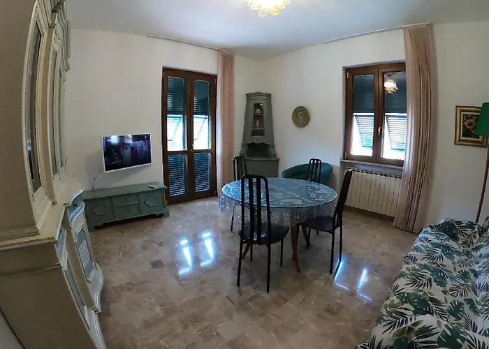 Superiore A 950 Metri Dal Mare Lejlighed Albisola Superiore
