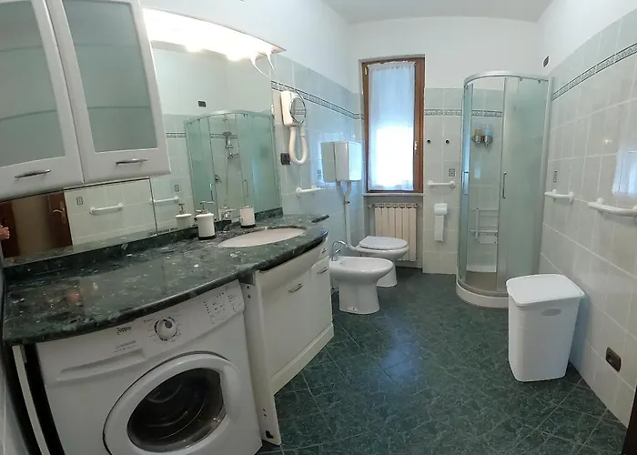 Superiore A 950 Metri Dal Mare Apartment Albisola Superiore